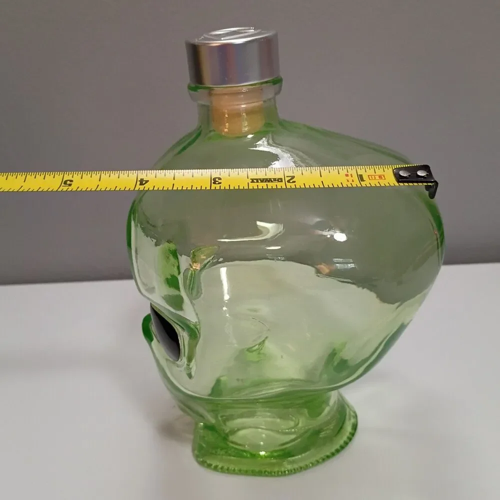 N/A green glass